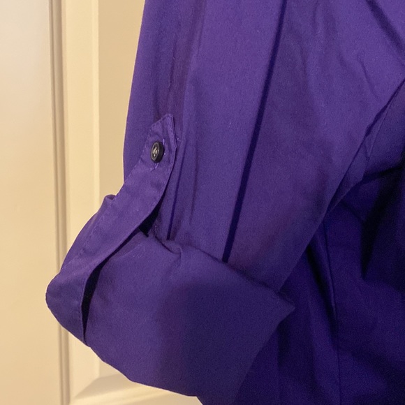Purple Express button down with roll up sleeves or satin leopard 🐆 print cuff. - Picture 4 of 6